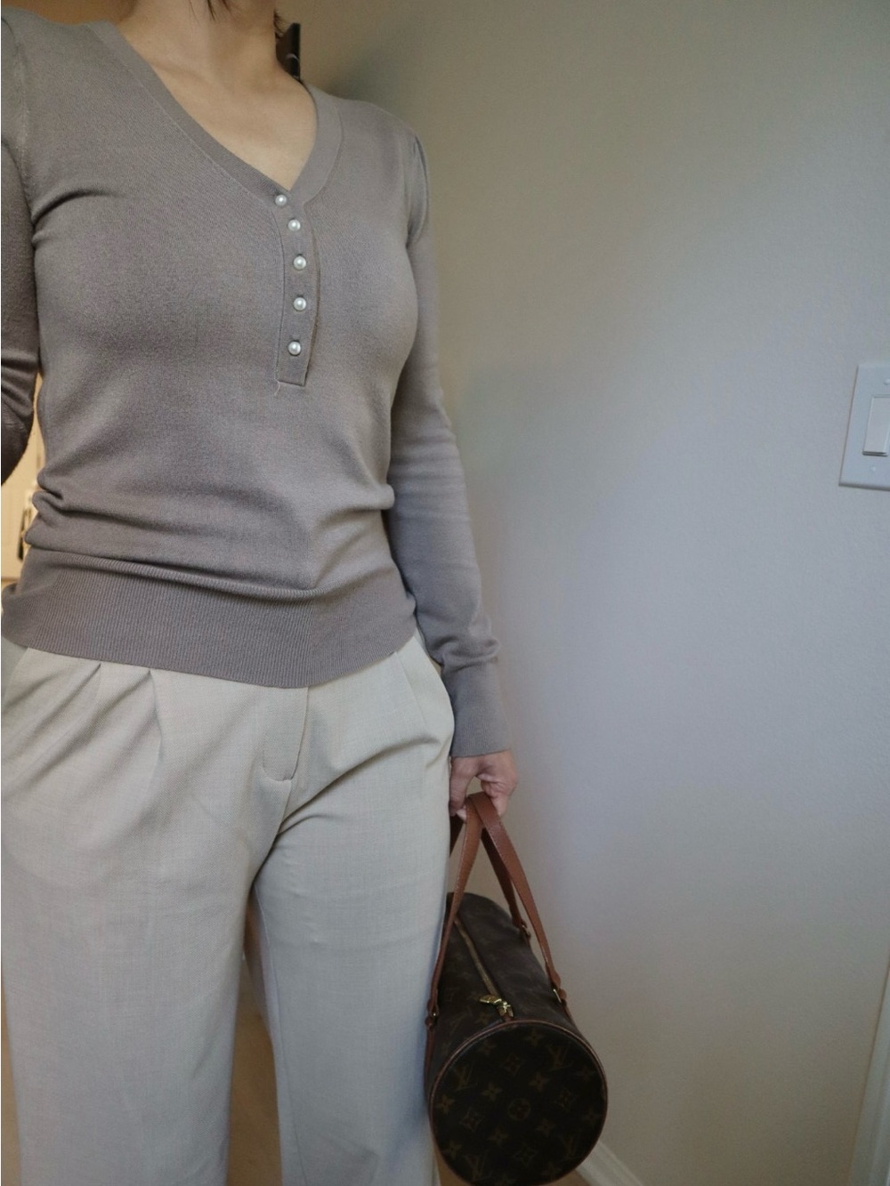 ZARA Taupe V-Neck Pearl Button Knit Top